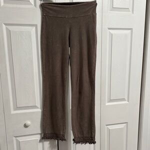 Chatoyant Fringe Hem Pant